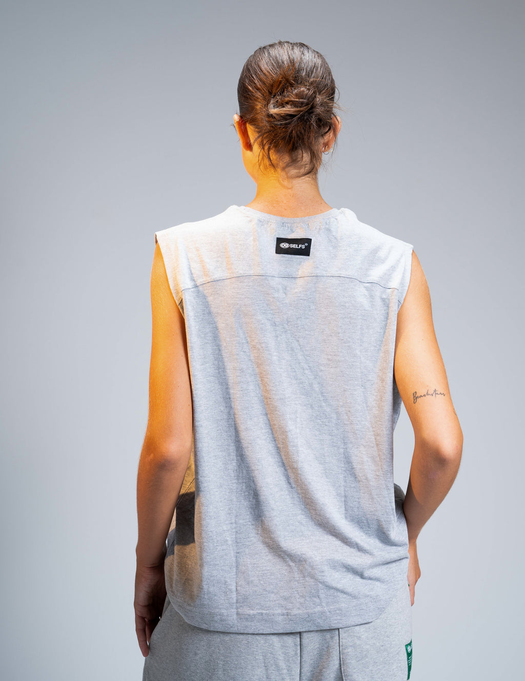 Sleeveless logo embroidered top