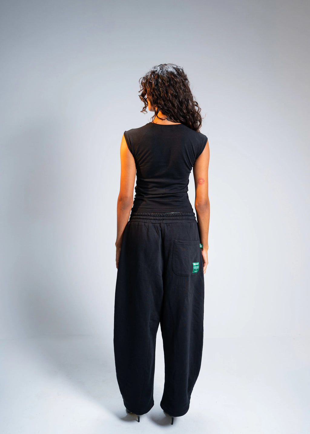 Cap-sleeve women top